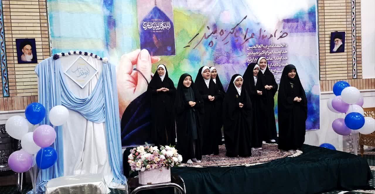  اعتکاف دانش آموزی در مسجد الغدیر