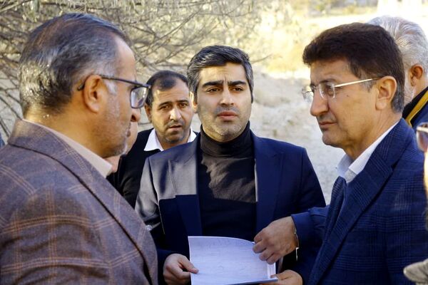 بازدید میدانی فرماندار فیروزکوه از پروژه‌های عمرانی