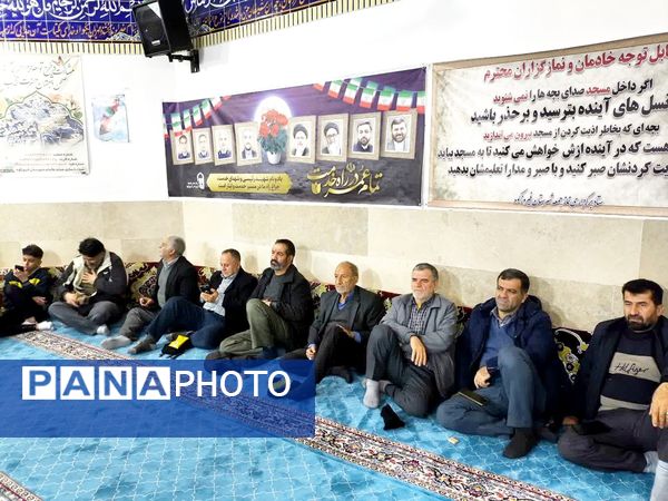 برگزاری مراسم شهرستانی به‌مناسبت تدفین شهیدان نصرالله و صفی‌الدین در شهرستان فیروزکوه