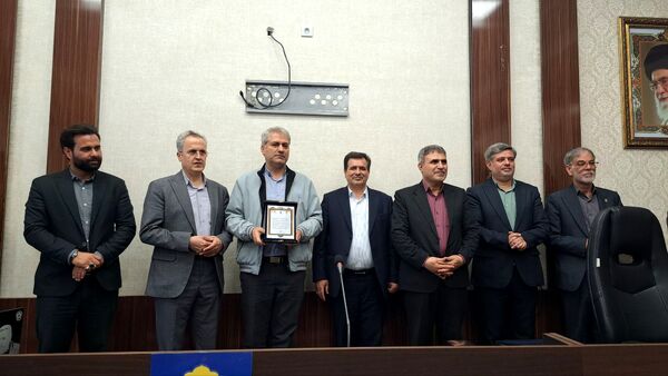 همایش تجلیل از عوامل سیزدهمین دوره نمایشگاه های مدرسه انقلاب
