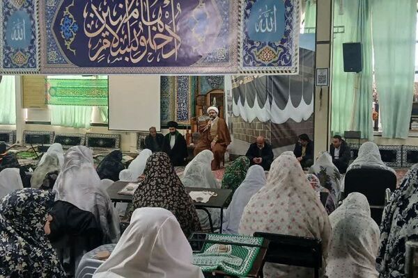 حضور امام جمعه فیروزکوه در جمع معتکفین مساجد شهرستان