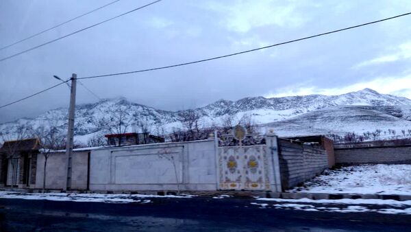 بارش اولین برف پاییزی در روستای نورآباد شازند