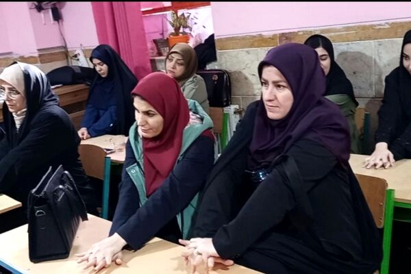 اولین دوره آموزشی آموزگاران پایه مدارس ابتدایی شهرستان رباط‌کریم