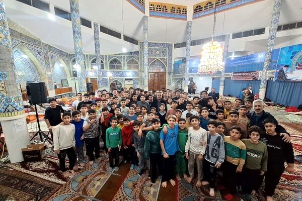 اعتکاف دانش‌آموزی در مسجد جامع قائمشهر