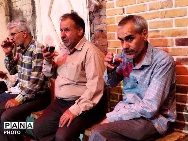 چایخانه حضرت زهرا(س) نیشابور در دویست‌وهشتمین شب از اجتماعات 