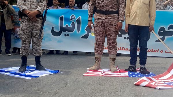  حضور بی نظیر مردن نیشابور در راهپیمایی بر علیه حمله رژیم صهیونسیتی
