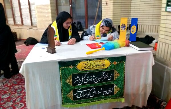 سکوت دل‌ها و طنین دعا بر فراز آسمان‌ بروجن
