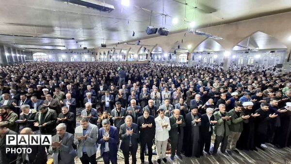 برگزاری باشکوه نماز عید سعید فطر در یاسوج