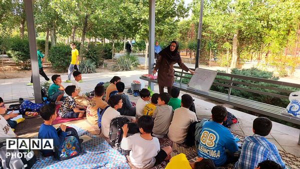 در کلاس عشق، زنگ مقاومت به صدا درآمد
