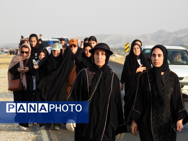 پیاده‌روی جاماندگان اربعین در فراشبند