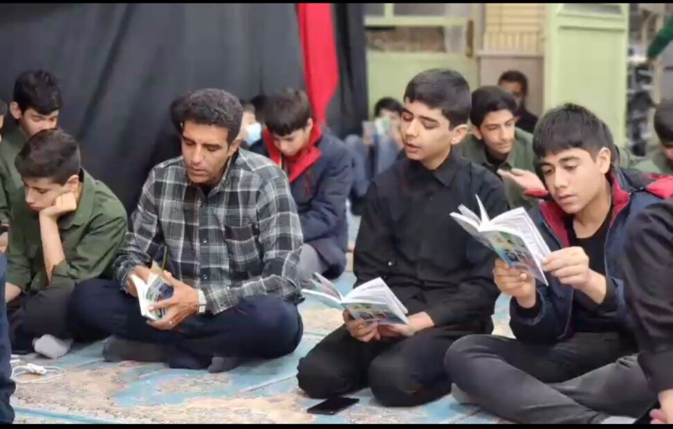 شب قدر دانش‌آموزی در کازرون برگزار شد/ فیلم