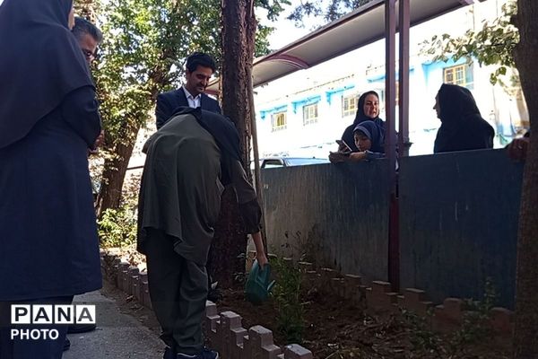 طرح محیط زیستی شهید مفقود الاثر ماکان نصیری در مدرسه رضوان ناحیه دو بهارستان