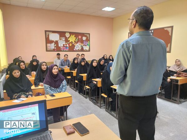 تداوم آموزش و توانمندسازی مراقبین سلامت مدارس در مشهد