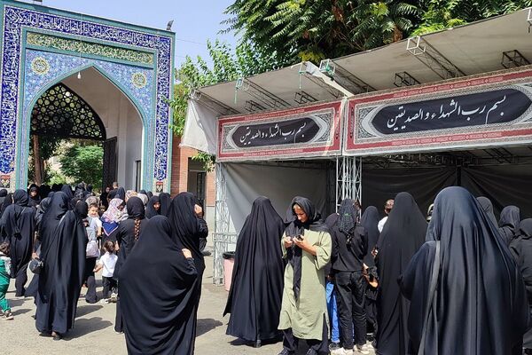 مصلی رباط‌کریم میزبان آیین شیرخوارگان حسینی