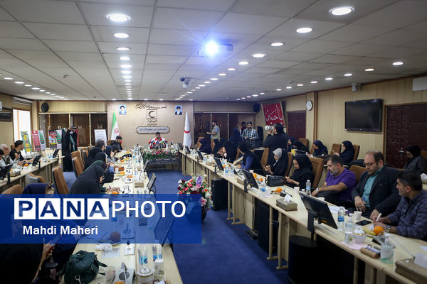 نشست خبری رئیس جمعیت هلال احمر