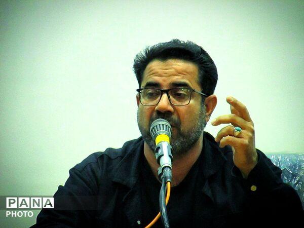 نشست خبری فرمانده ناحیه مقاومت بسیج کاشمر با اصحاب رسانه