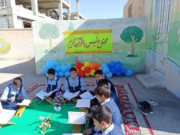 شمیم قرآن در مدارس خاتم 