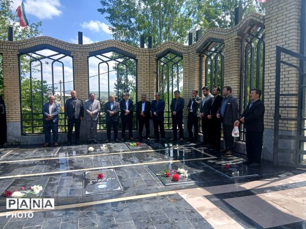 گرامیداشت هفته معلم در خداآفرین با همراهی پیشتازان