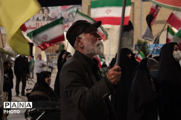 همایش تجدید بیعت معلمان قم با رهبر انقلاب