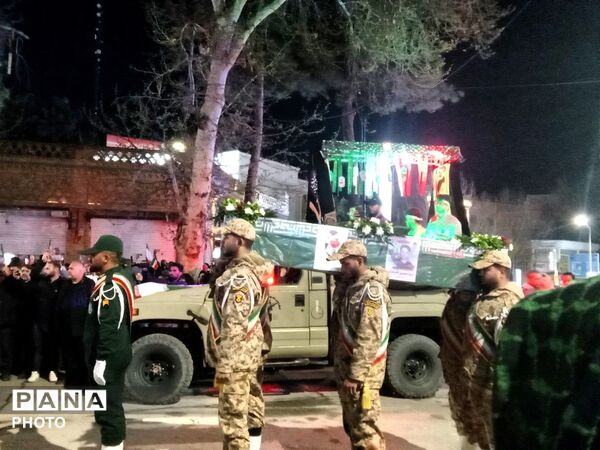 حضور پرشور مردم غیور و شجاع  شهرستان نیشابور در  تشییع پیکر  مطهر شهید مهدی عمارلو 