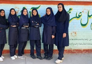 عکس یادگاری دانش آموزان دبیرستان آیت الله طالقانی،شهرستان چناران