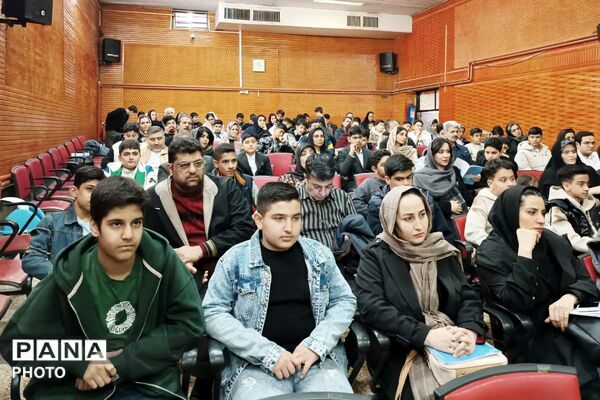 جشن ستارگان در کانون هدایت ورامین
