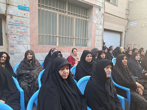 طرح تکریم خانواده شهدا با عنوان آبروی محله