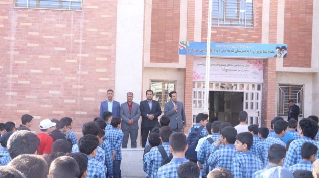 موفقیت دانش آموزان آغاز راهی بزرگ‌ برای توسعه و پیشرفت کشور است