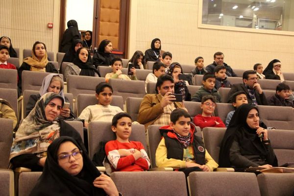 اولین روز بیست و ششمین جشنواره بین‌المللی قصه‌گویی در یزد 