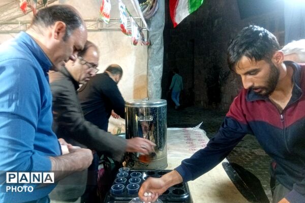برپایی موکب معاونت پرورشی و تربیت‌بدنی در میدان نماز شهرری