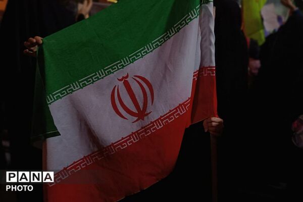 روایت  اشک‌ و دلدادگی  در مصلی