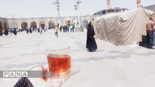حرم مطهر رضوی میزبان زائران و عاشقان دعا و زیارت