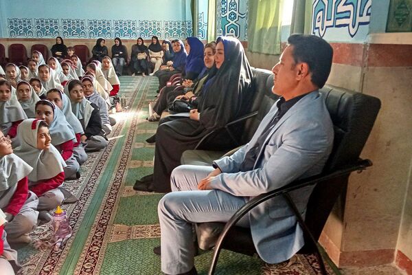  طرح مسواک‌زدن گروهی در دبستان شهدای معلم 