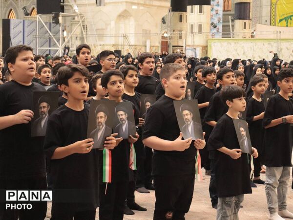 حضور دانش آموزان در همایش باید برخاست