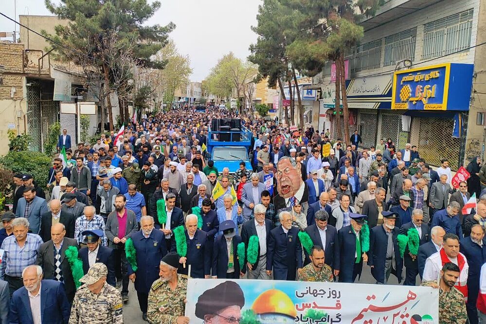 فریاد پیشوا علیه صهیونیسم در روز قدس؛ امضای طومار محکومیت و المان سازی در راهپیمایی روز قدس