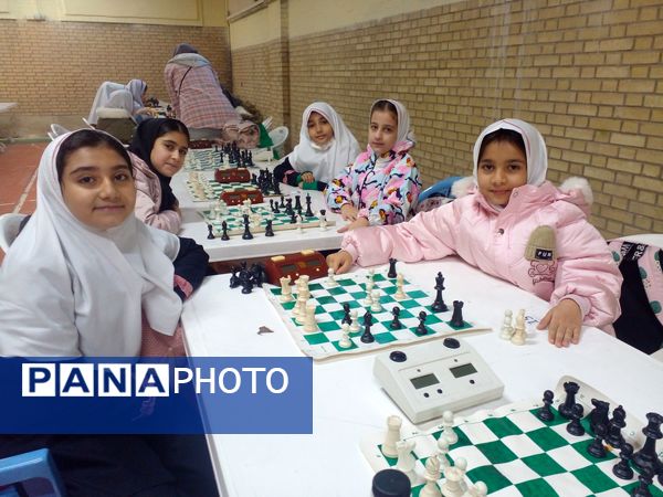  مسابقات شطرنج دختران مقطع ابتدایی شهرستان قدس