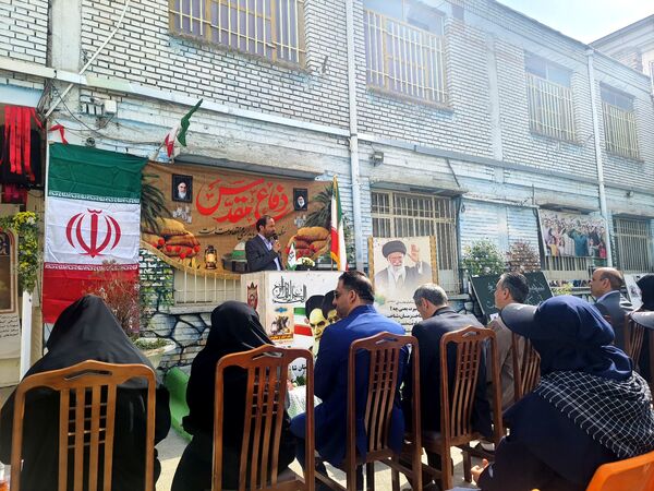 مراسم باشکوه زنگ ایثار و مقاومت در مدرسه شاهد تکتم ناحیه ۳