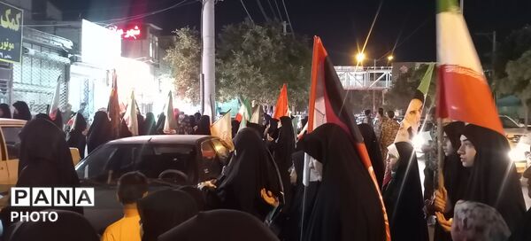 بیش از صد شب برای بیعت با رهبرمان ایستاده ایم 