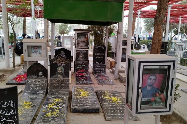 تجدید عهد با پدران آسمانی ایران