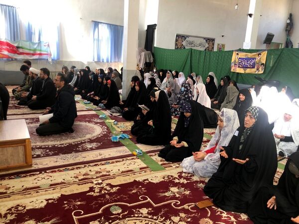 حضور دانش‌آموزان پیشتاز در اعتکاف دانش‌آموزی