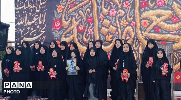  همایش بانوان حسینی با محوریت یادبود حضرت رقیه (ع) در نهاوند