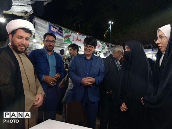 شکوفایی رنگ و قلم در شورای شهر کبودراهنگ