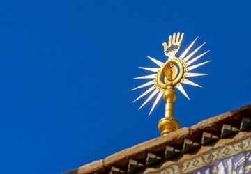 نگاهی به عبادت عاشقانه در سیره امام علی(ع)