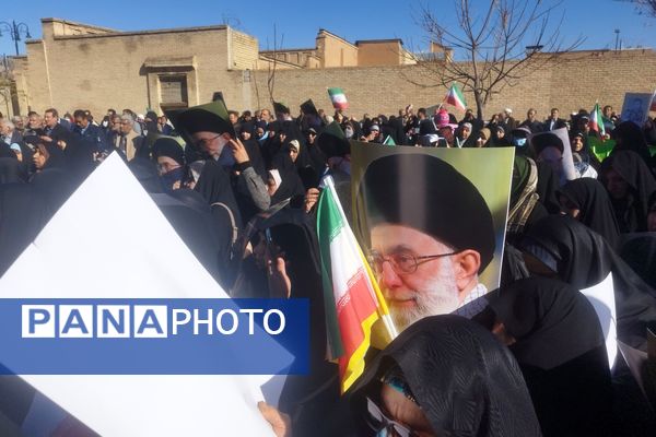 نهم دی تجلی غرور و اراده مردم ایران