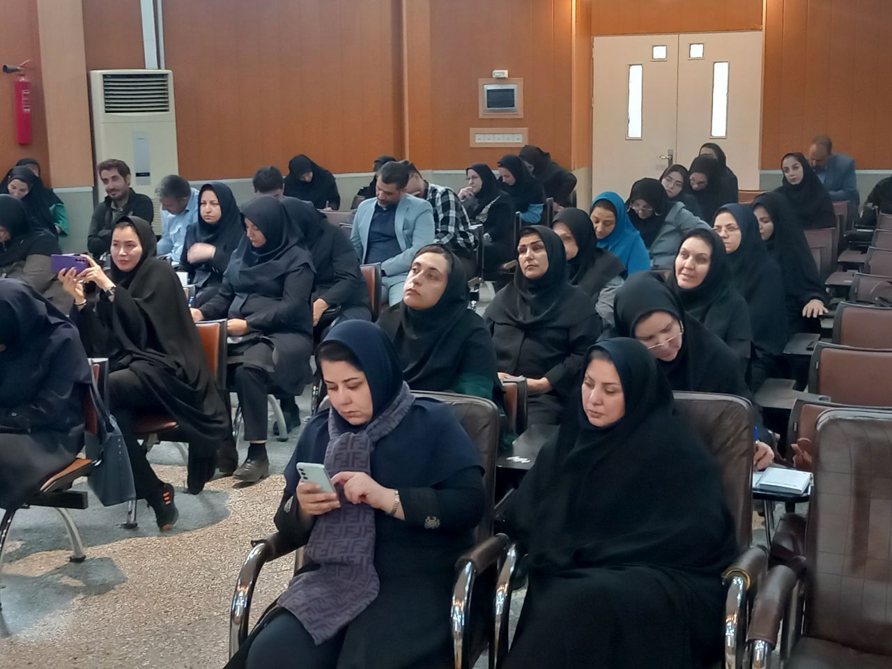 همایش هفته بهداشت روان مشاوران مدارس ناحیه ۶ مشهد