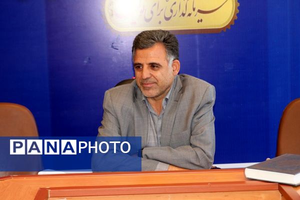 برگزاری جلسه کمیسیون پیشگیری و مقابله با سرقت در ثلاث باباجانی