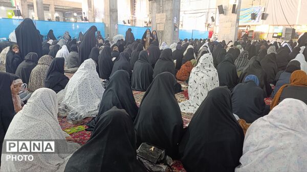 نماز عید بندگی در مسجد جامع نیشابور 