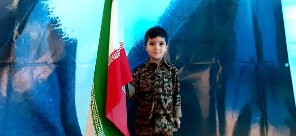 جلوه هایی از راهپیمایی جشن پیروزی انقلاب در شهر قم
