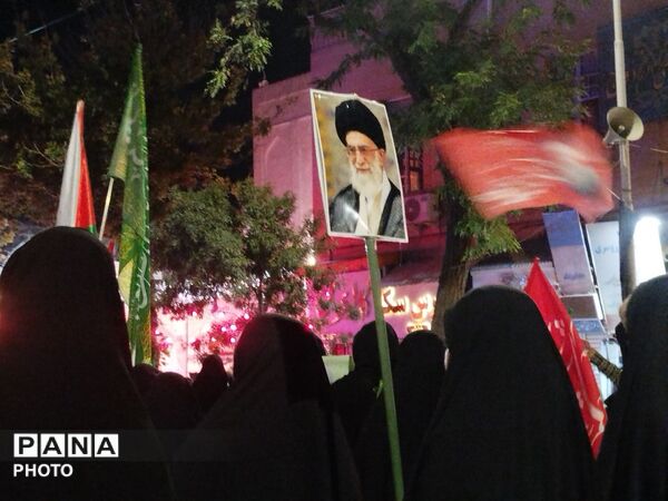 حماسه سازی مردم نیشابور در حسینیه امام خمینی (ره)
