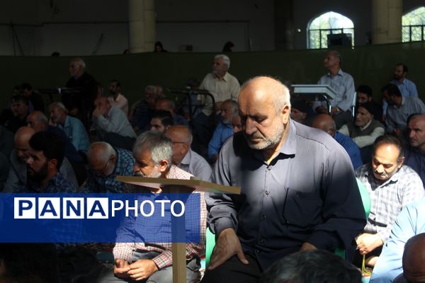 اقامه نماز جمعه در گلوگاه 